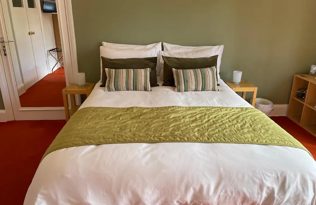 Blackburn Villa B&B-1